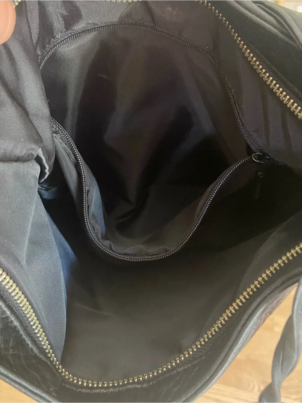 The Sak Leather Shoulder Hobo Bag Women's Black Pebbled Purse Handbag Boho READ